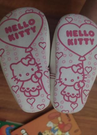 Модные пинетки,сандаль на мылашка hello kitty4 фото