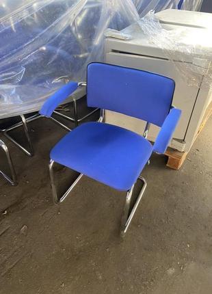 Стільці крісла офісні iso sylvia arm ns у чудовому стані