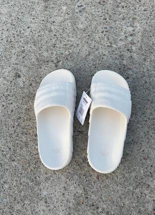 Adidas adilette white slides3 фото