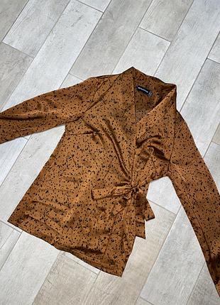 Бежевая блузка,на запах,принт,леопард,сатиновая рубашка