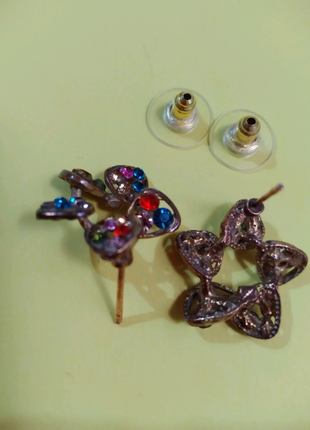 Сережки - гвоздики (д×ш) 1,8×1,8см. вінтажні з камінцями.5 фото