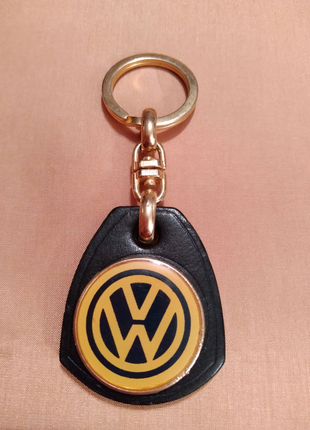 Брелки вінтажні для ключів шкіряні, імпортні.