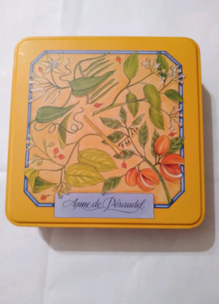 Жерстяні вінтажні коробки із печива, імпортні