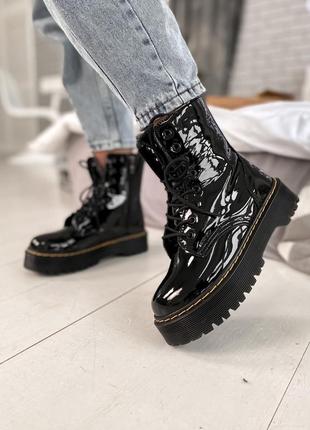 Ботинки dr. martens jadon black лак с мехом черевики9 фото