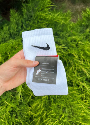 👋білосніжні шкарпетки nike 
високі з великим свушом ❤️‍🔥2 фото