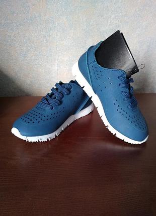 Кросівки, ботинки feewear