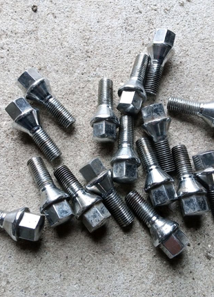 Болт кріплення колеса ваз (хром)