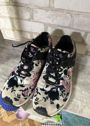 Текстиль кроссовка