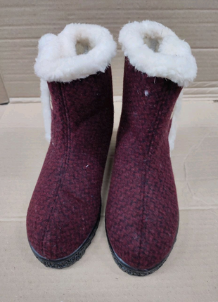 Взуття зимове жіноче3 фото