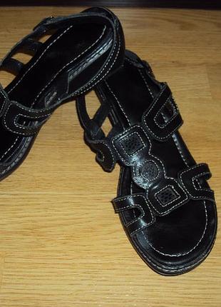 Босоніжки натур шкіра р 39-40