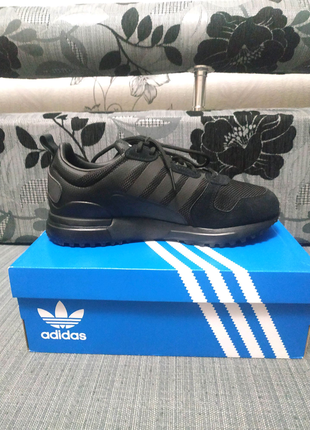 Adidas zx700 hd