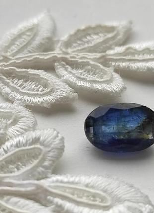 Кианит - ювелирная вставка 5,7 ct натуральный камень ювелирного качества для изготовления украшений