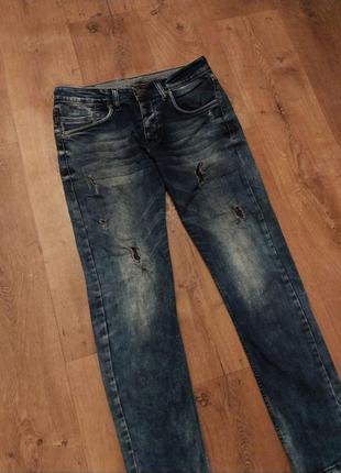 Стильные рваные мужские джинсы весенние потертые мужские джинсы молодежные мужские джинсы с рваностями3 фото