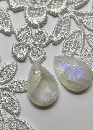 Лунный камень - кабошон (пара)