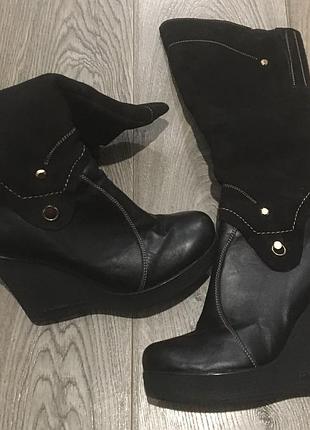 Чоботи жіночі на платформі