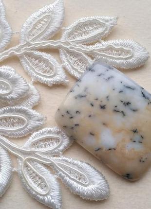 Дендроопал - кабошон