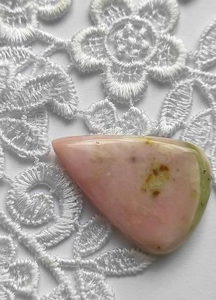 Природний камінь для виготовлення прикрас рожевий опал кабошон2 фото