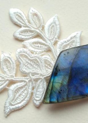 Голубой камень лабрадор кабошон для создания украшений натуральный 68 ct