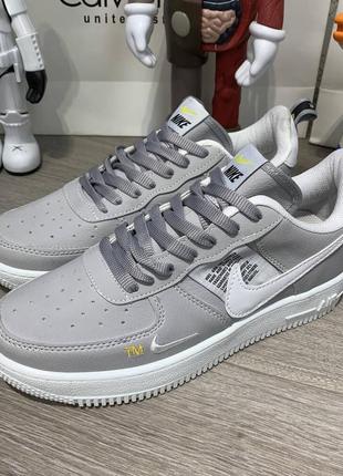 Кросівки nike air force 1 lv8 utility2 фото