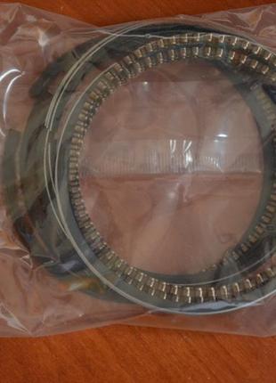 Кільця поршневі к-т 4 поршня gm 93742295