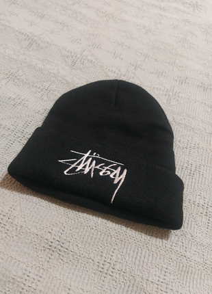 Шапка зимова stussy