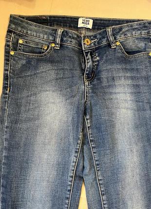 Джинсы