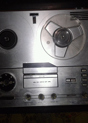 Котушний магнітофон астра 206 під відновлення