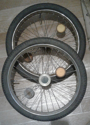 Обод б/у 20" передний.без резины
