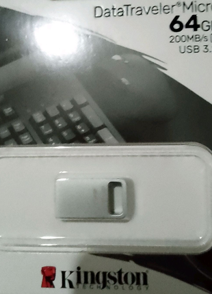 Новая в упаковке metal 3,2 usb 64 гб памяти кingston в