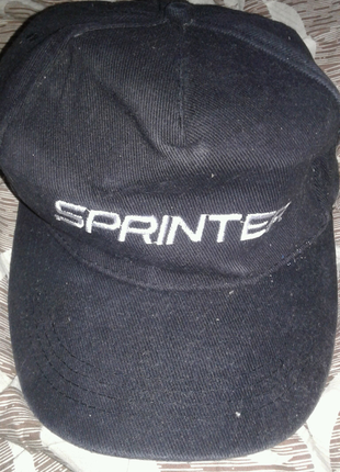 Кепка mersedes sprinter б/у
цвет черный
 в отличном состоянии