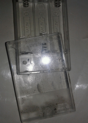 Новый контейнер для герлянды.
 фонарика..
под размер аа (пальчик)