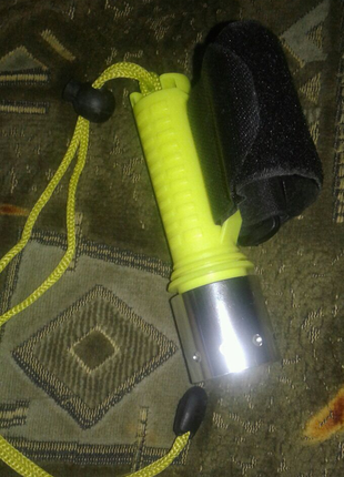 Новый подводный led фонарь на акумуляторе1 фото
