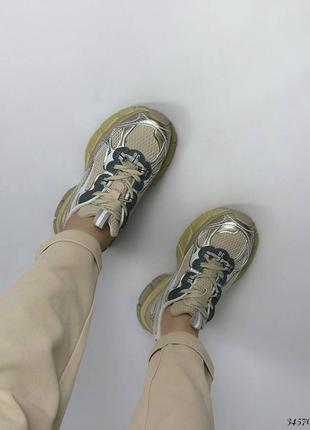 Кайфовые повседневные кроссовки сеточка на повышенной подошве бежевые серебряные9 фото