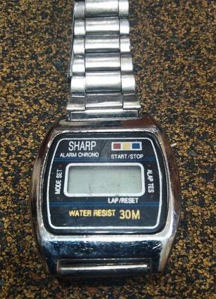 Годинник sharp. електронні. наручний. з браслетом.