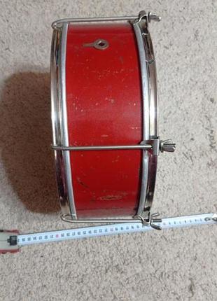 Барабан. 1. пионерский. целый. в хорошем состоянии. рабочий.