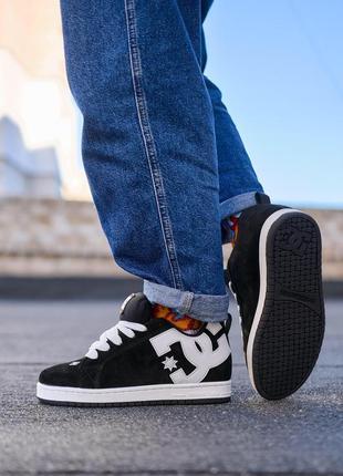 Adidas forum low