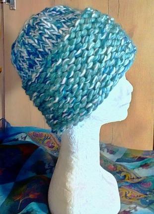 Шапка жіноча