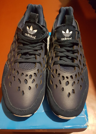 Кросівки adidas1 фото