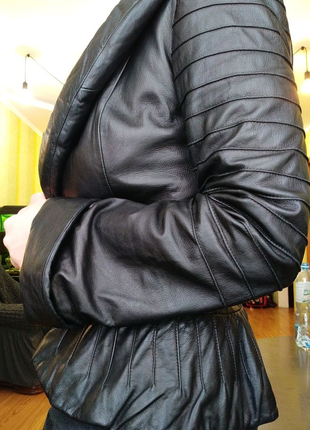 Куртка шкіряна жіноча демісезонна1 фото