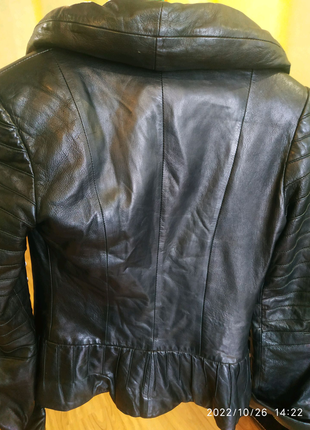 Куртка шкіряна жіноча демісезонна5 фото