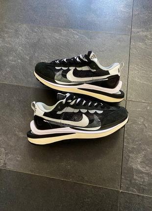 Новинка✅

nike vaporwaffle sacai