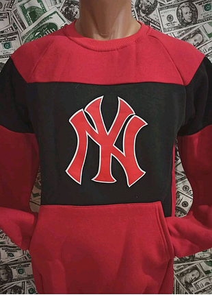 Світшот чоловічий.