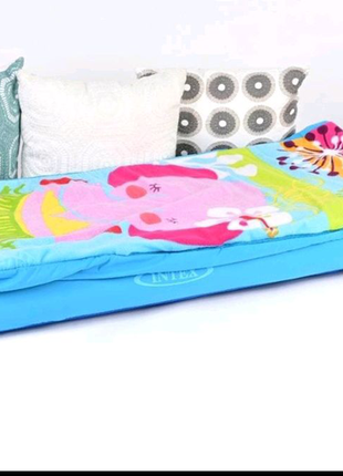 Матрац надувний дитячий зі спальним мішком1 фото
