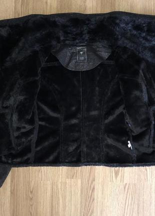 guess para m дублянка штучне хутро косуха куртка чорна3 фото