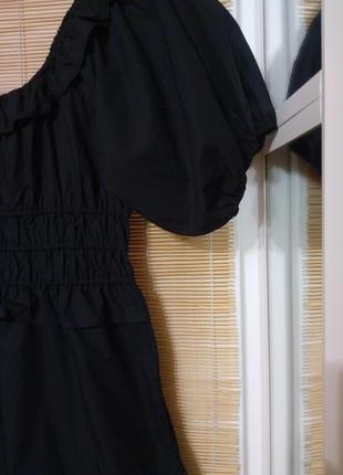 Платье с объемными рукавами с глубоким декольте8 фото