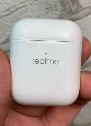 Кейс для bluetooth навушників realme air нирки золото 5.0 б/у