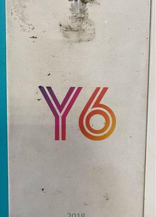 Коробка huawei y6 2018 оригінал б/у