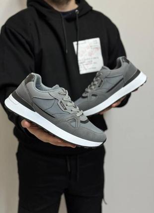 Кроссовки мужские