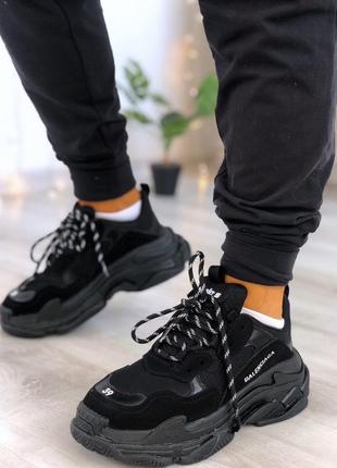 Женские кроссовки balenciaga triple s black7 фото