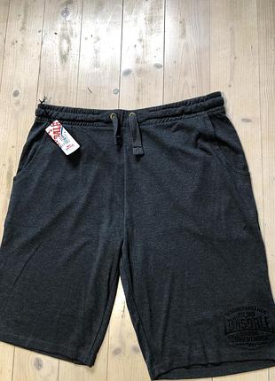 Шорти